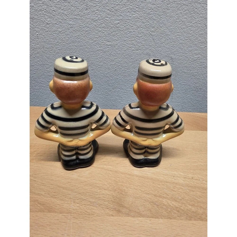 Vintage Alcatraz Prisoner Salt & Pepper Shakers Set Convict Theme Kitchen Decor